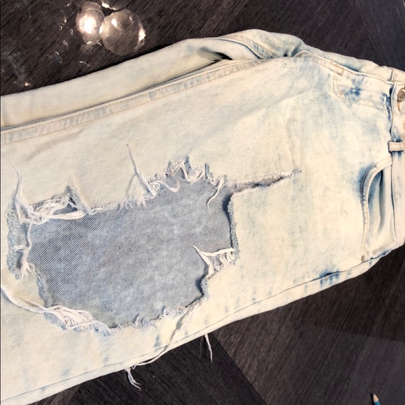 Jeans - Picture 2 of 4